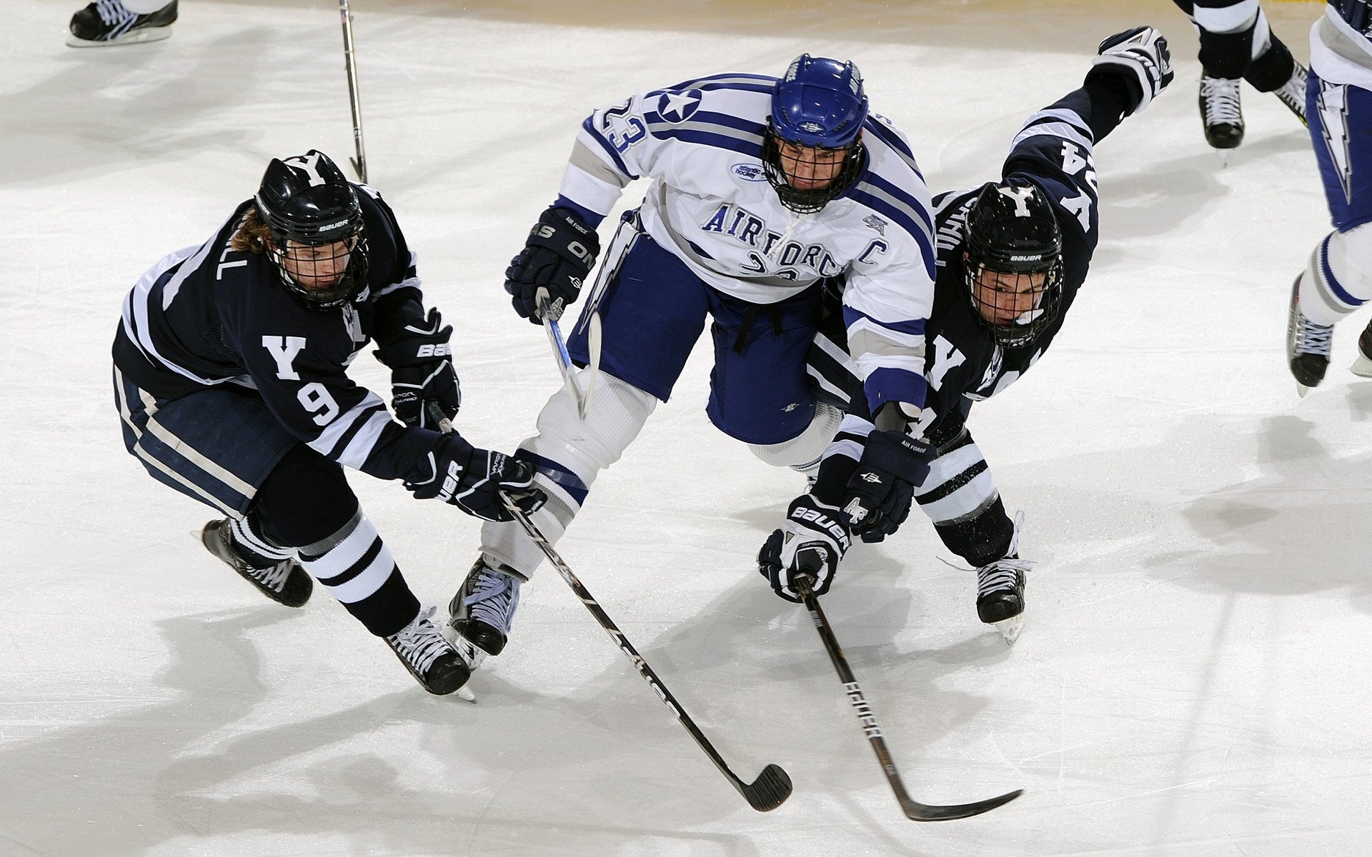 中国足球青少年赛事安全保障机制与监控设备配置，中国足球青少年比赛